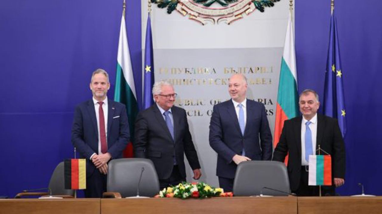 Almanya ile Bulgaristan savunma sanayinde iş birliği anlaşması imzaladı
