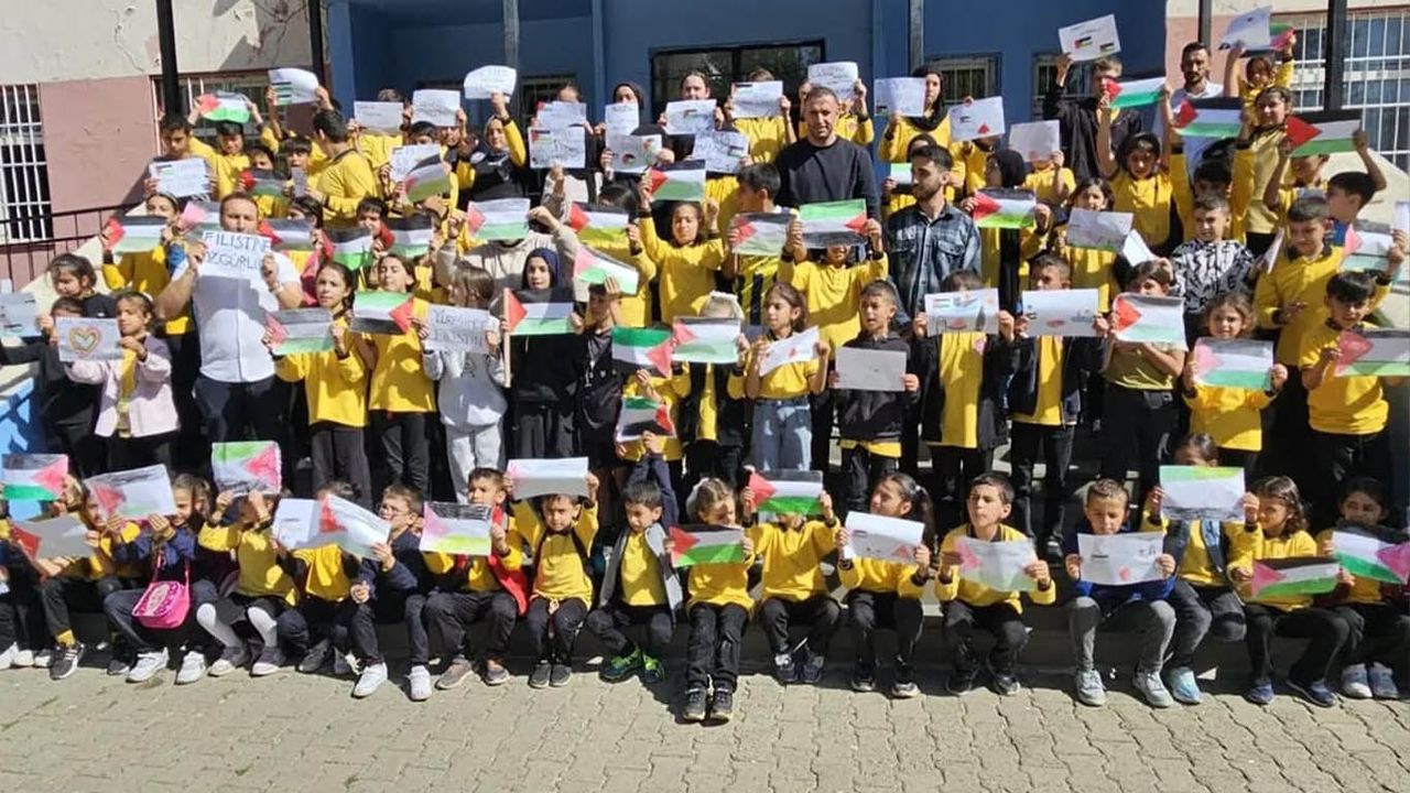 Bingöl’de 98 okulda Gazze için duyarlılık etkinlikleri düzenlendi