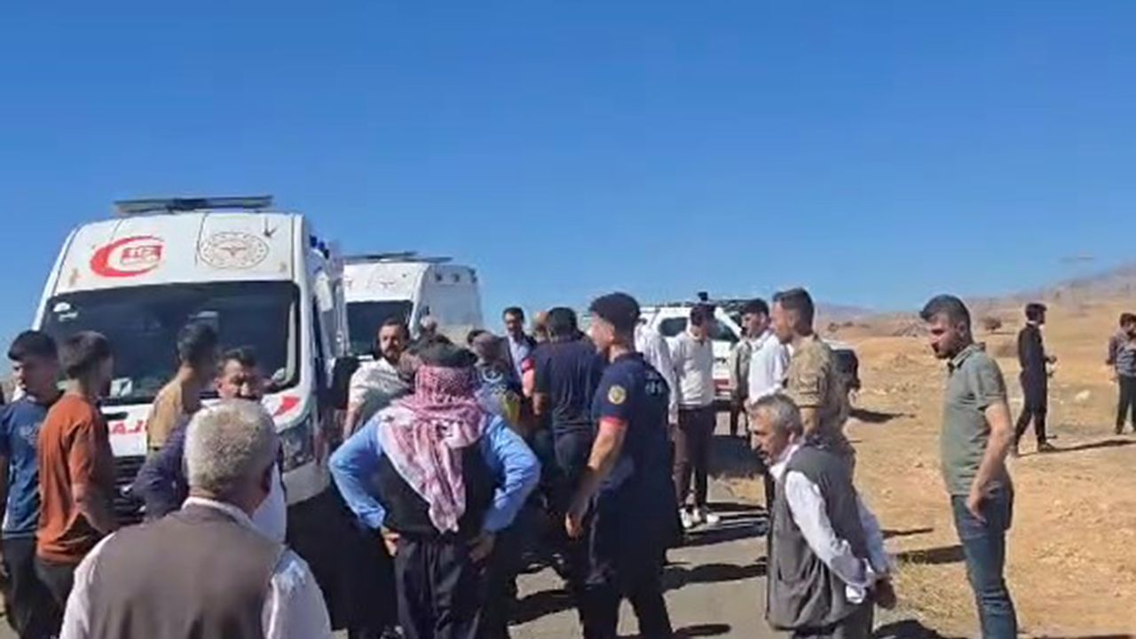 Cizre’de feci kaza: 8 yaralı