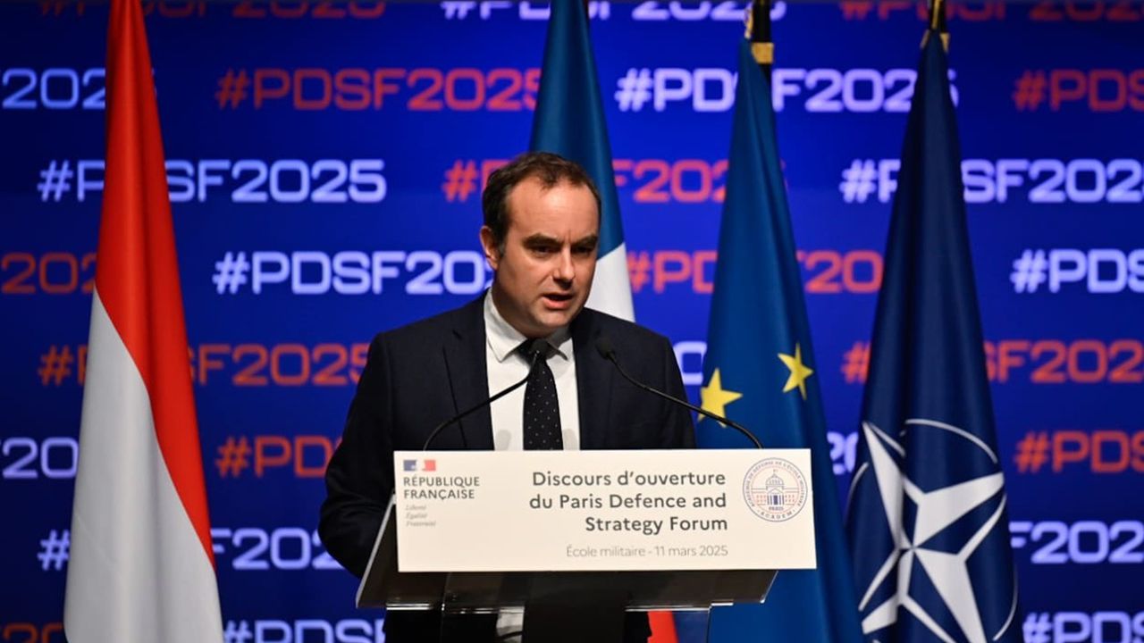 Fransa hükümeti Ulusal Meclis'ten güvenoyu aldı