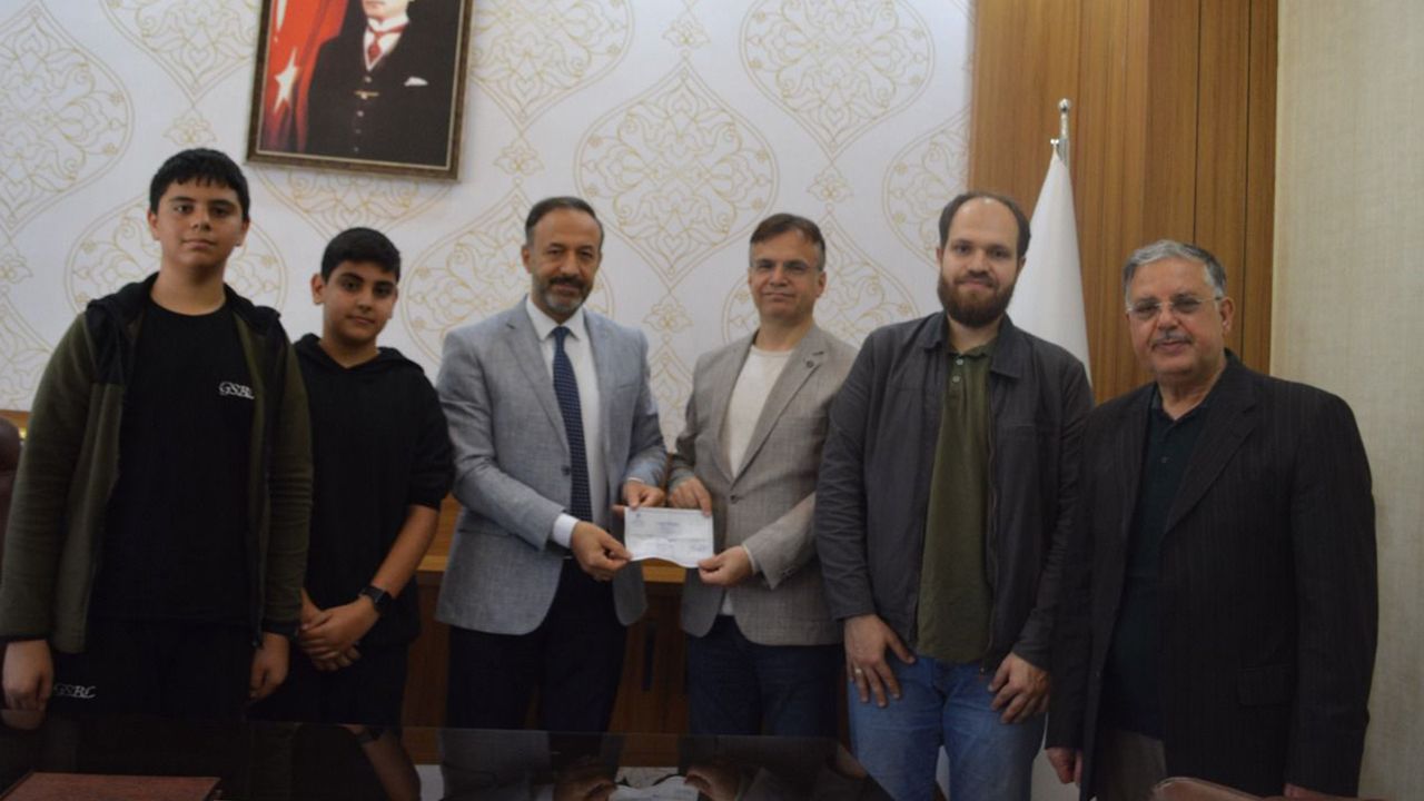 Gaziantep'te öğrencilerden Gazze'ye destek