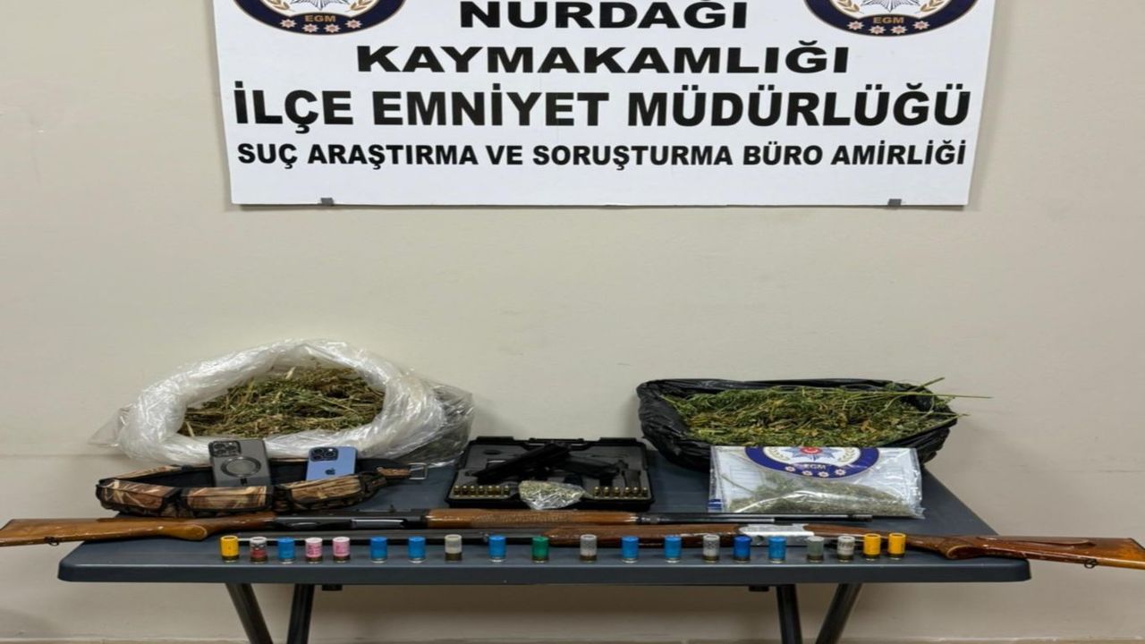 Gaziantep'te uyuşturucu ve silah operasyonu: 4 gözaltı