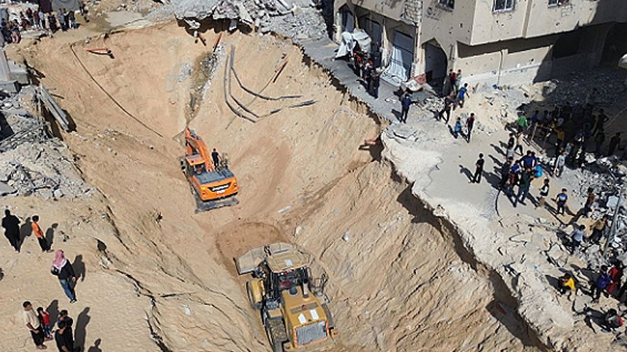 Kassam Tugayları, iki siyonist esirin cesedini Kızılhaç'a teslim etti