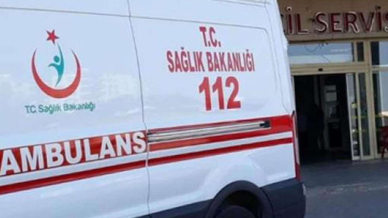 Konya’da direğe çarpan araçtaki sürücü hayatını kaybetti