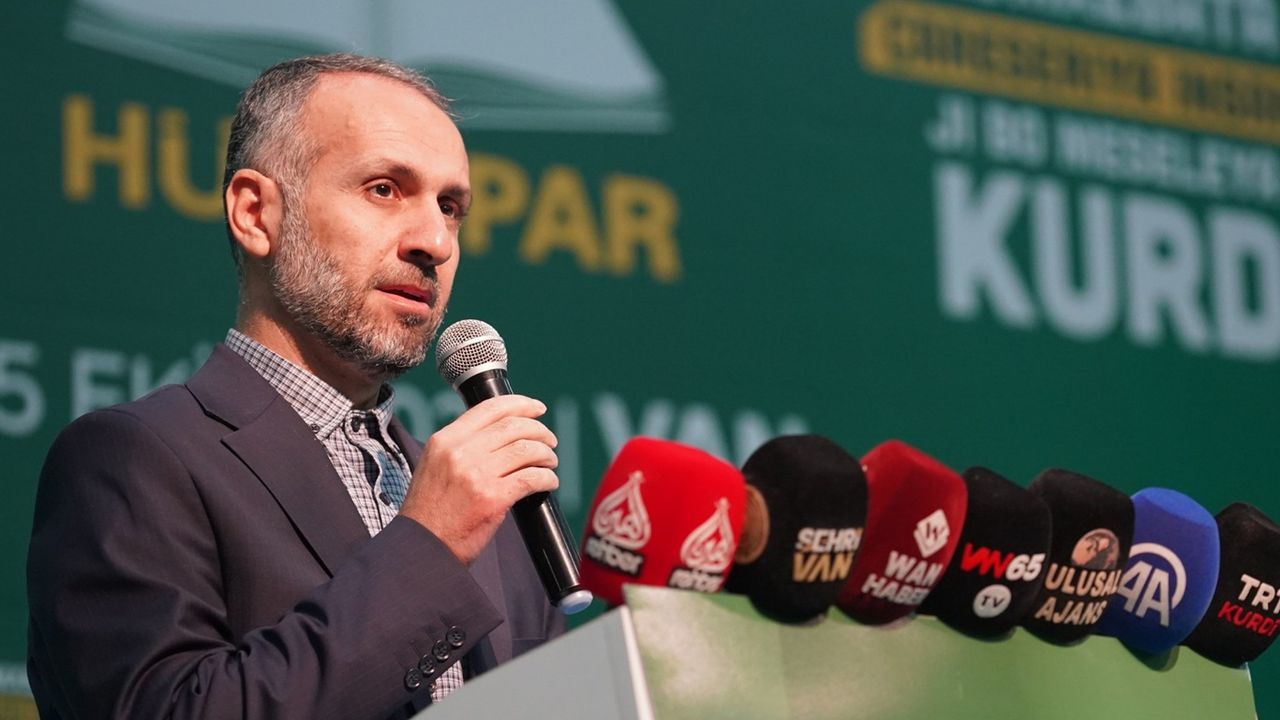 Müftü Şık: İslam, dertlerimizin uğraşı içindeyken hiçbirimizi namerde muhtaç bırakmayacaktır