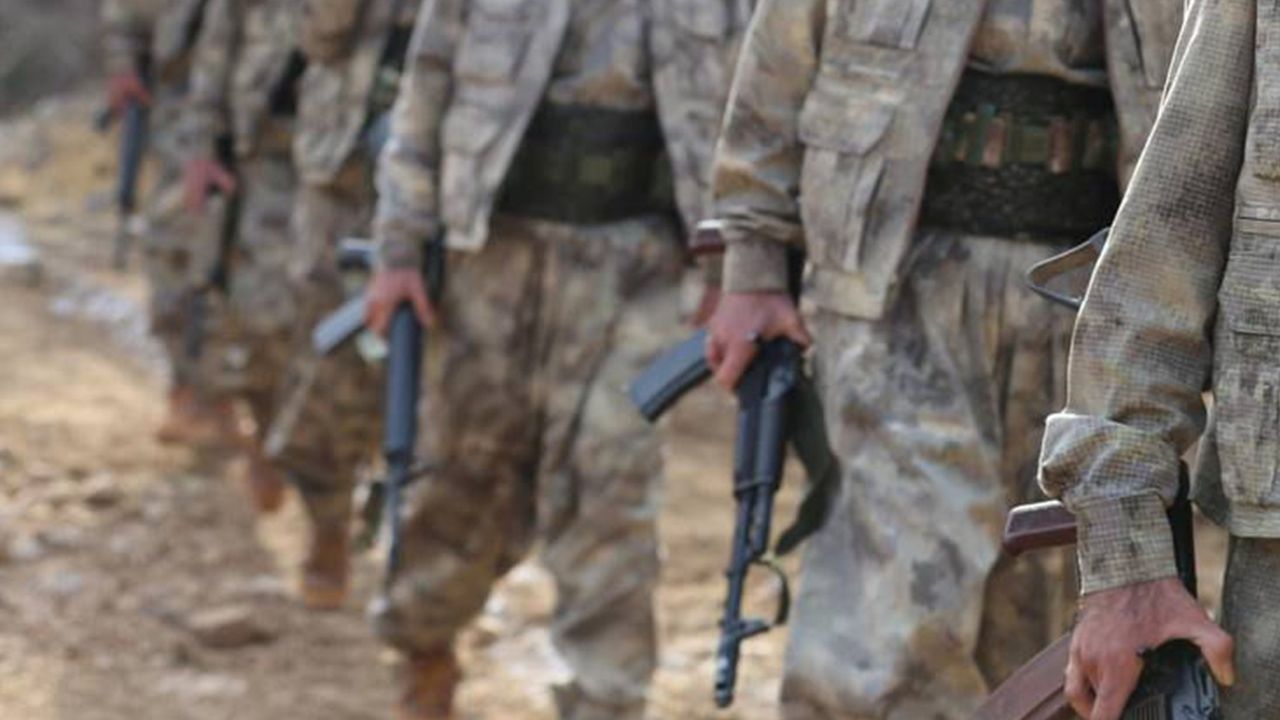 PKK'nın, Türkiye'den geri çekildiğini duyurmasının ardından AK Partili yetkililerden açıklama