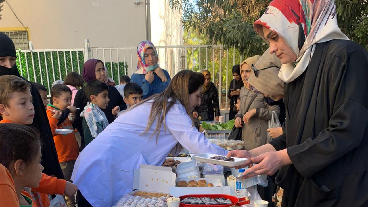 Şanlıurfa’da ‘İyilikte Buluşalım’ kermesi Filistin için düzenlendi