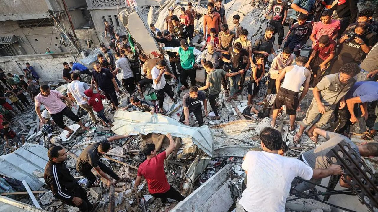 Siyonist rejim ordusu ateşkes dinlemiyor: Gazze'de sivil araca saldırı