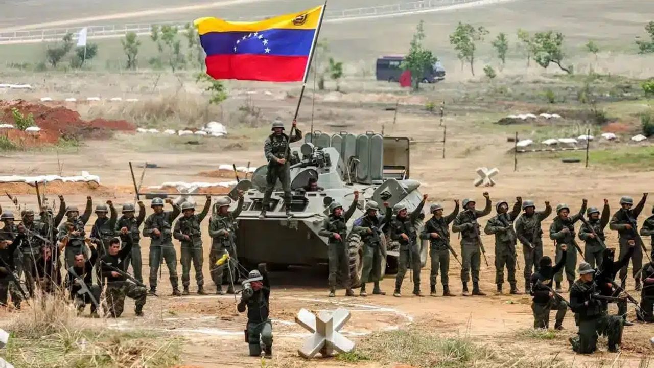 Venezuela, Karayip Denizi kıyılarında askeri tatbikat başlattı