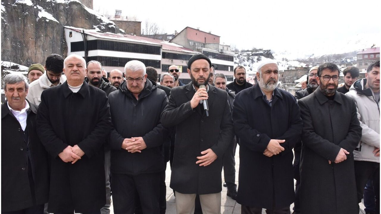 ABD ve işgal rejiminin İran’a yönelik saldırısı Bitlis’te tel’in edildi