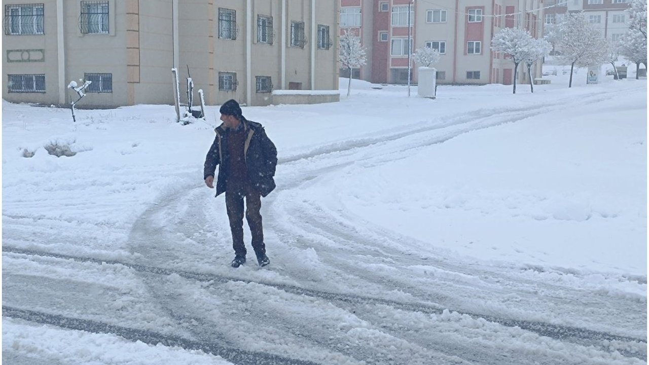 Bitlis'te mevsimin adı bahar, yaşamın adı kış