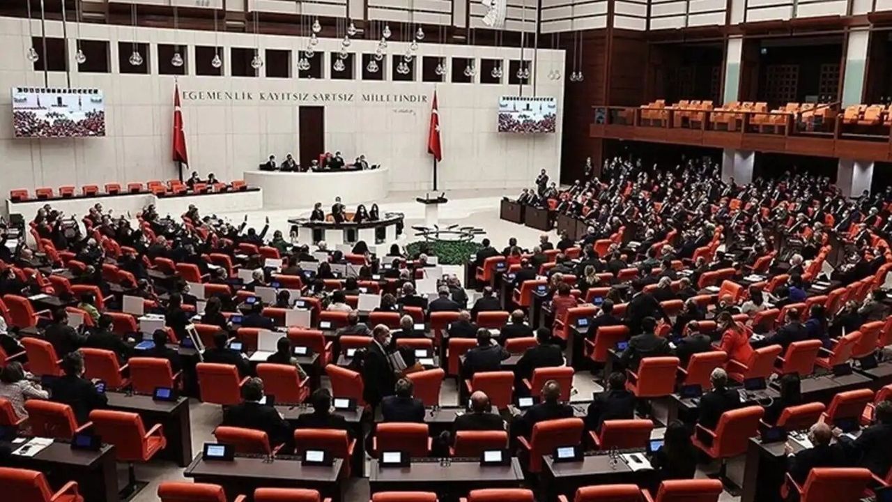 Çalışan anne ve babalar için yeni haklar bu hafta Meclis'te görüşülecek