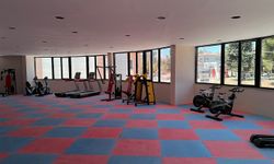 Bozova’da gençler için spor salonu yapılıyor