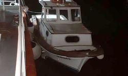 Zeytinburnu Açıklarında Sürüklenen Tekne 7 Kişiyle Birlikte Kurtarıldı