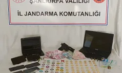 Telefon yoluyla dolandırılan mağdura para ve ziynet eşyaları teslim edildi