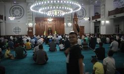 Adıyaman'da Mevlid Kandili depremde hayatını kaybedenlere dua edilerek idrak edildi