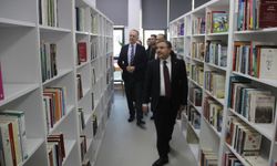 Kültür ve Turizm Bakan Yardımcısı Gökhan Yazgı, Cizre'de kütüphane açılışına katıldı.
