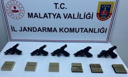 Malatya'da ruhsatsız silahlar ele geçirildi