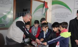 Minik çocuklar Gazze'deki akranlarına harçlıklarıyla destek oluyor