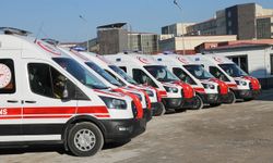 Sağlık Bakanlığı'nın Van'a gönderdiği 6 ambulans hizmete başladı