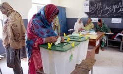 Bangladeş’teki genel seçimi iktidar partisi kazandı