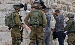 Batı Şeria'da 15 Filistinli daha esir alındı