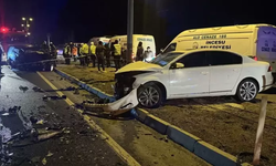 İki Otomobil Çarpıştı: 3 Ölü, 4 Yaralı