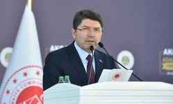 Bakan Tunç: İzmir'deki Orman Yangınıyla İlgili 4 Şüpheli Gözaltına Alındı