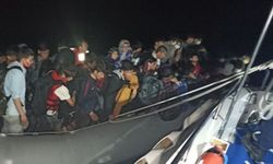 Çanakkale açıklarında 43 düzensiz göçmen yakalandı