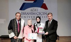 AİÇÜ tıp fakültesi mezuniyet töreni düzenlendi