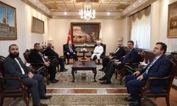 Diyanet İşleri Başkanı Erbaş, Suriye Vakıflar Bakanı Dr. Şükri'yi kabul etti
