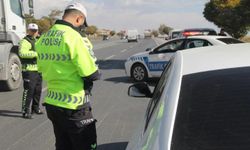 Gaziantep'te trafik kurallarına uymayan 22 arac sürücüsüne ceza kesildi