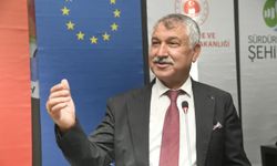 Adana ve Büyükçekmece'nin belediye başkanları görevinde uzaklaştırıldı