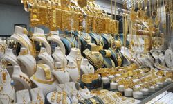 Altın fiyatları dalgalı seyirde