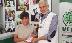 Bursluluk parasını ikinci kez Gazze'ye bağışladı