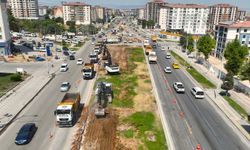 Büyükşehir Belediye Başkanı Er: Çöşnük Kavşağı'nda trafik yükünü hafifletiyoruz