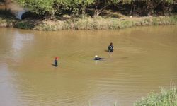 Dicle Nehri’nde kaybolan gencin arama çalışmaları sürüyor