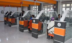 Eski tip ehliyetler için süre uzatıldı