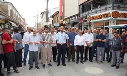 HÜDA PAR Ağrı İl Başkanı Yılmaz: Yüksek işyeri kiraları esnafı canından bezdiriyor