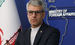 İran, Yemen'e askeri sevkiyat yaptıkları iddiasını reddetti