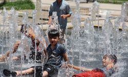 Kavurucu sıcaklarda çocukların serinleme adresi: Süs havuzları