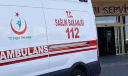 Minibüs ile hafif ticari araç çarpıştı: 12 yaralı