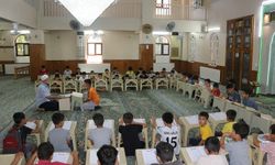 Okkalı: Camiler sadece yazın değil, yıl boyunca çocuklarla dolmalı