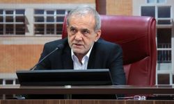 Pezeşkiyan: Nükleer programı yok ettiklerini düşünmeleri hayalden ibaret