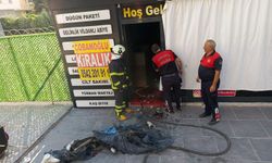 Şanlıurfa’da gelinlikçi dükkânında çıkan yangın kısa sürede söndürüldü