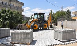 Siirt'te mahalle yolları yenileniyor: Şavuran Mevkii'nde çalışmalar tamamlandı