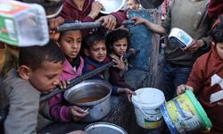 UNRWA: Gazzeliler açlıktan sokaklarda bayılıyor
