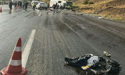 Yolcu otobüsü Sivas'ta kaza geçirdi: 3 ölü, 24 yaralı