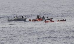 Batan göçmen teknesinde ölü sayısı 54'e yükseldi