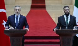 Dışişleri Bakanı Fidan, Suriye Devlet Başkanı Ahmed Şara ile görüştü